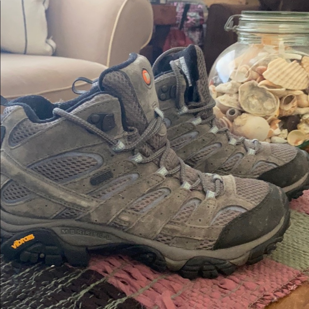 Merrill Hiking Boots waterproof
